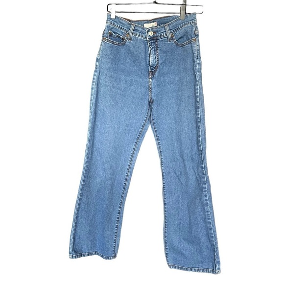 Levi’s Perfectly Slimming 512 Bootcut Women’s Blue Jean size 10 short - Picture 1 of 13